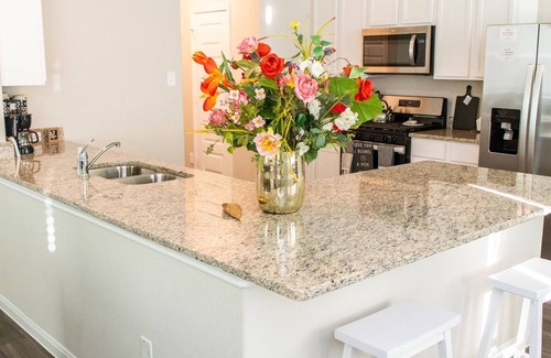 Conroe House | Spacious 4-bedroom house in beautiful Conroe with King Suite