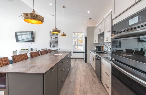 St. Robert House | Spacious 4-bedroom house in prime Saint Robert location with modern amenities