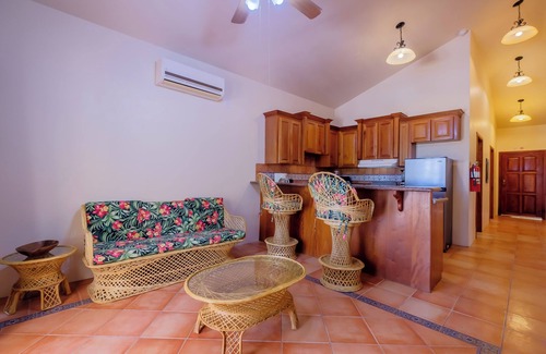 San Pedro Condo | Spacious 4BR Condo w/Sea Views - Great for Groups