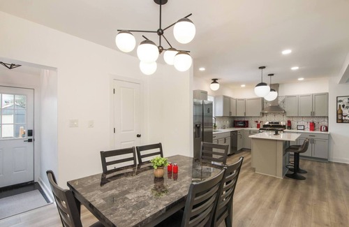 Weinland Park House | Spacious 4BR w/Game Room & Yard Walk to OSU