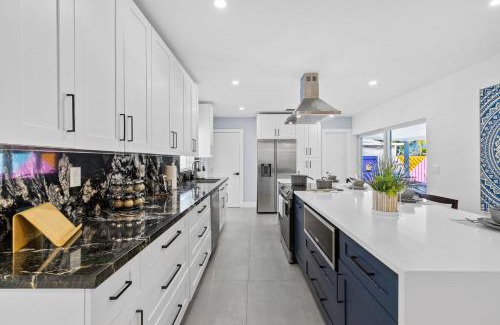 Cutler Bay House | Spacious 4BR Waterfront Home with Private Pool, Tiki Hut & Free Parking near Miami & Key Largo