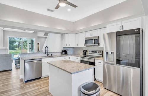 Long Meadow House | Spacious 5-bedroom house in lovely Rotonda West with fast WiFi and Private Pool