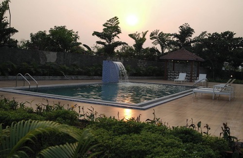 Pali Villa | Spacious 5-bedroom villa with WiFi, AC in lovely Dhokshet