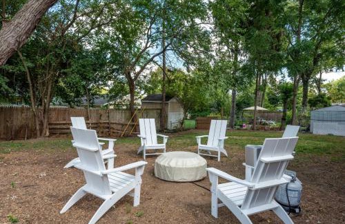 Columbus House | Spacious 5BR Firepit with Deck Near OSU and More