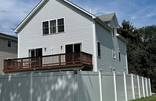 Bonnet Shores House | Spacious 6 Bedroom Beach Property in Bonnets Shores-Sleeps 14