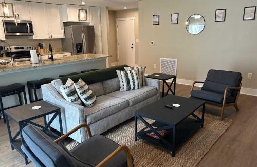 Williamsburg House | Spacious 9BR 9BA Combined Condos in Traverse City