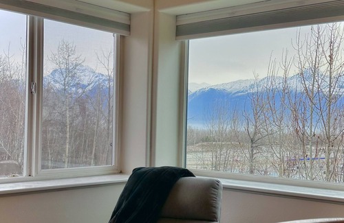 Gateway House | Spacious Alaskan RetreatnNo Extra Cleaning Fees!