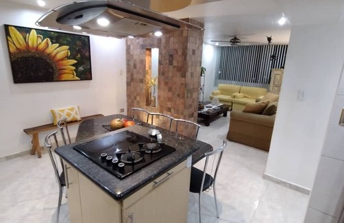 Maracay Apartment | Spacious and beautiful apartment in one of the best residential areas of Maracay.