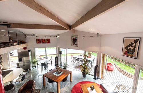 Lege-Cap-Ferret House | Spacious and contemporary interior and equally pleasant woodsy exterior