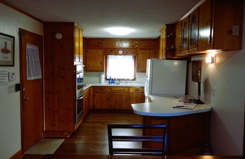Terry Sanford House | Spacious and Comfortable, House and Garden close to Everything