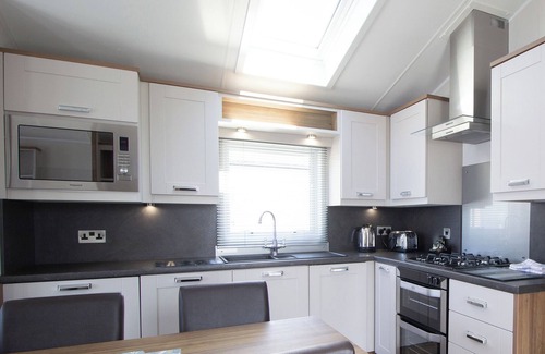 Lendalfoot House | Spacious and contemporary holiday home providing superb space and comfort.