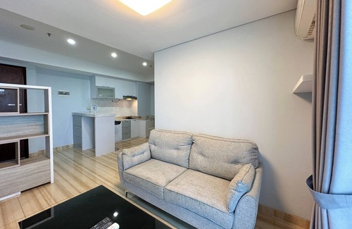 Surabaya Apartment | Spacious And Cozy 3Br At Grand Sungkono Lagoon Apartment
