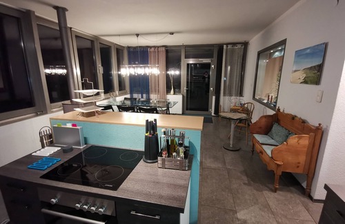 Loevenich Apartment | Spacious apartment with terrace (101 sqm.) close to town (10 min train ride) in the open