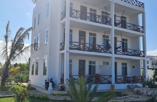 Mnemba Apartment | Spacious apartments with Indian ocean view, near the sky-blue beach Muyuni