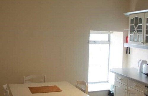 Youghal Apartment | Spacious Apt in the Centre of Town