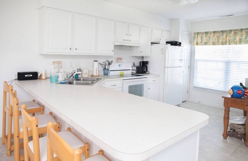 Frankford Villa | Spacious Bethany Beach Retreat Pool Pickle Ball