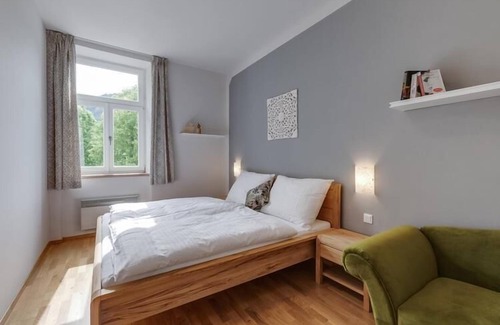 Sankt Sebastian Apartment | Spacious, bright apartment (110 sqm) with balcony and lake view