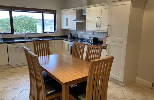 Portstewart House | Spacious bungalow. Within walking distance of beach and Promenade. Large garden