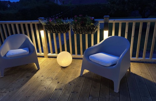 Portstewart House | Spacious bungalow. Within walking distance of beach and Promenade. Large garden