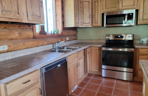 Tollgate Canyon Cabin | Spacious Cabin Just outside of Park City