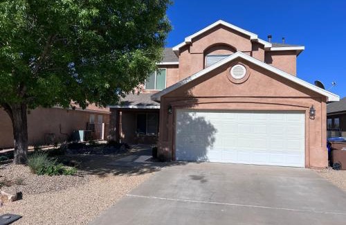 Las Cruces House | Spacious, comfortable & relaxing home 4