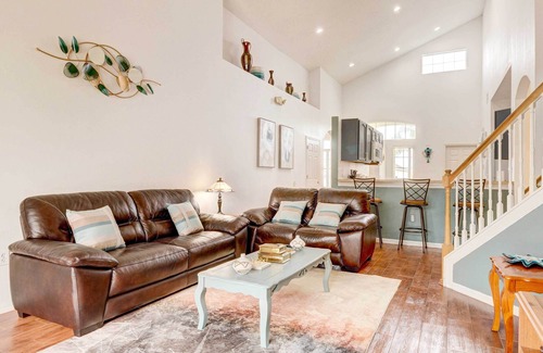 Westbury House | Spacious Davenport House Rental w/ Lanai & Pool!