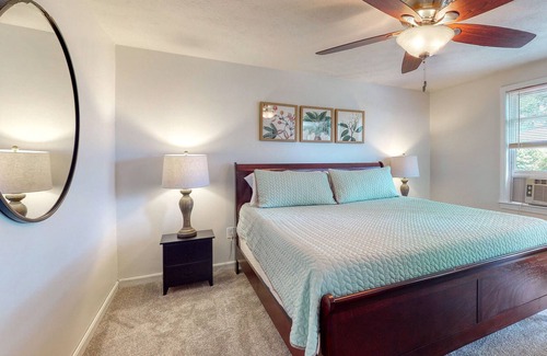 Scarborough House | Spacious duplex w/ furnished deck & patio! Great for families & close to beach!