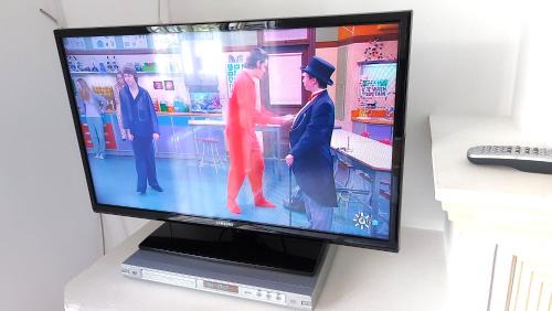 Nerja City Centre Apartment | SPACIOUS FLAT 100M FROM BEACH-NERJA-Spain