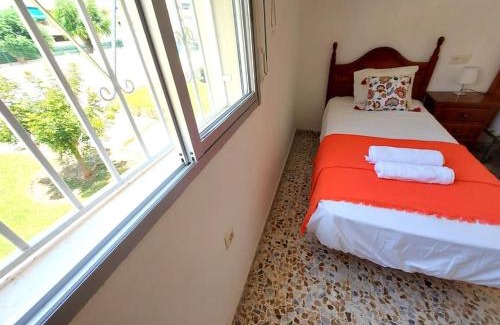 Nerja City Centre Apartment | SPACIOUS FLAT 100M FROM BEACH-NERJA-Spain