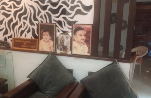 Attapur House | Spacious flat for 4