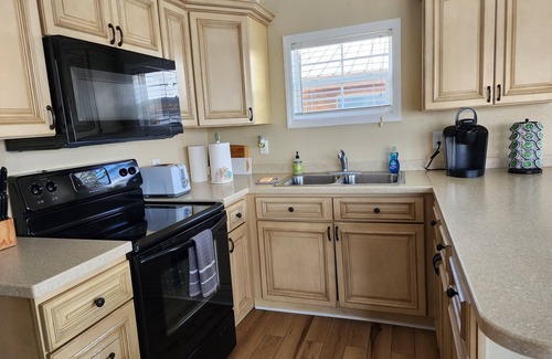 Apalachicola Boat Rental | Spacious Floating Condo on the water with upscale amenitiesnNew Water Filtration
