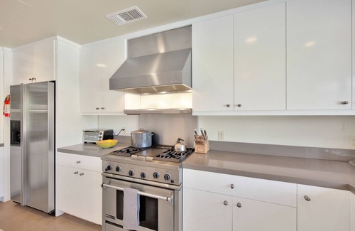 Indian Canyon House | Spacious & fun Indian Canyons retreat 4BR 3.5BA w/pool, spa & casita