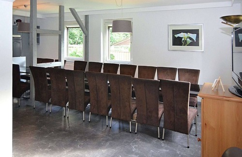 Zorge House | Spacious group house in the Harz region with a fenced garden