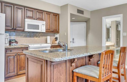 Oro-Medonte Apartment | Spacious Hideaway in Nature