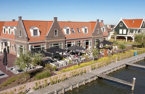 Uitdam Apartment | Spacious holiday home near Amsterdam