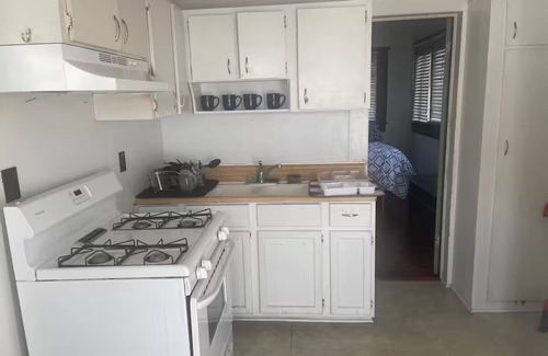 University Heights House | Spacious home close to UF Campus