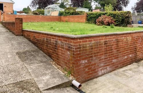 Rushmoor District House | Spacious Home, Groups & Contractors | FREE Parking