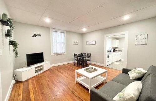 Franklin House | Spacious Home in Downtown Franklin