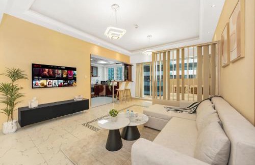 Dubai Marina Apartment | Spacious Home Near Metro & Beach in Dubai Marina