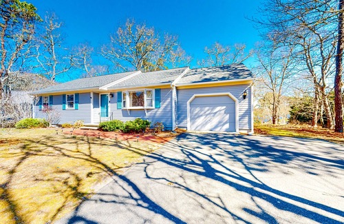 Harwich House | Spacious home on Hinckleys Pond with game room, sunroom & quick access to trail