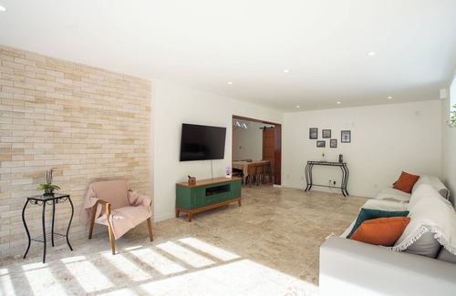Santa Teresa Villa | Spacious home with views of Christ the Redeemer.