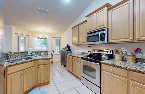 Palm Coast House | Spacious Home with Private Pool,Spa, Gas Grill and Patio