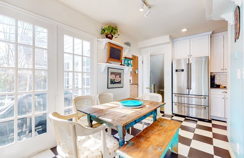 East Millcreek House | Spacious home with private heated outdoor pool, hot tub, patio, grill & W/D