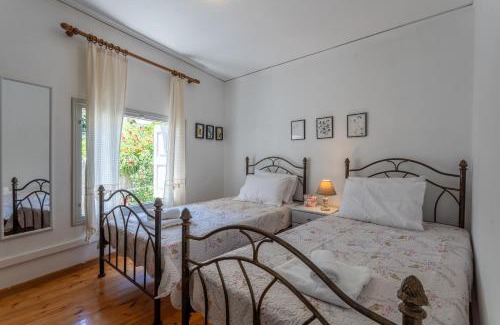 Lesvos House | Spacious Home with Yard, Mytilene Lesvos