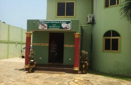 Nungua Apartment | Spacious hotel suite
