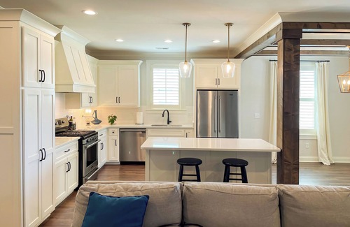Oxford House | Spacious house in a quiet community in Oxford, Ms. Pet Friendly.