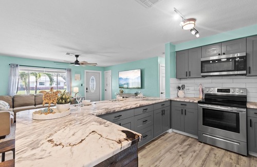 Walsingham House | Spacious Largo Home w/Pool, Game Room, Near Beach