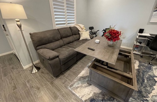 Fontana Apartment | Spacious Luxury Apartment with Modern Amenities