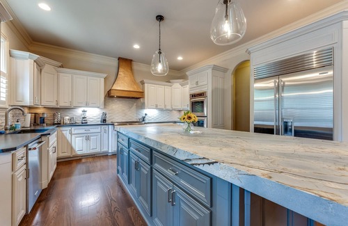 Dunwoody House | Spacious Luxury home with heated pool/spa