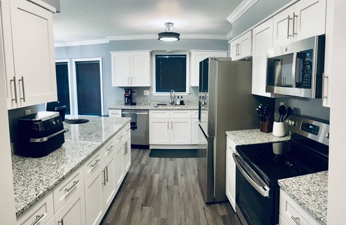 Southwind House | Spacious Memphis Stay w/Foosball Table, Games & Movie Nights